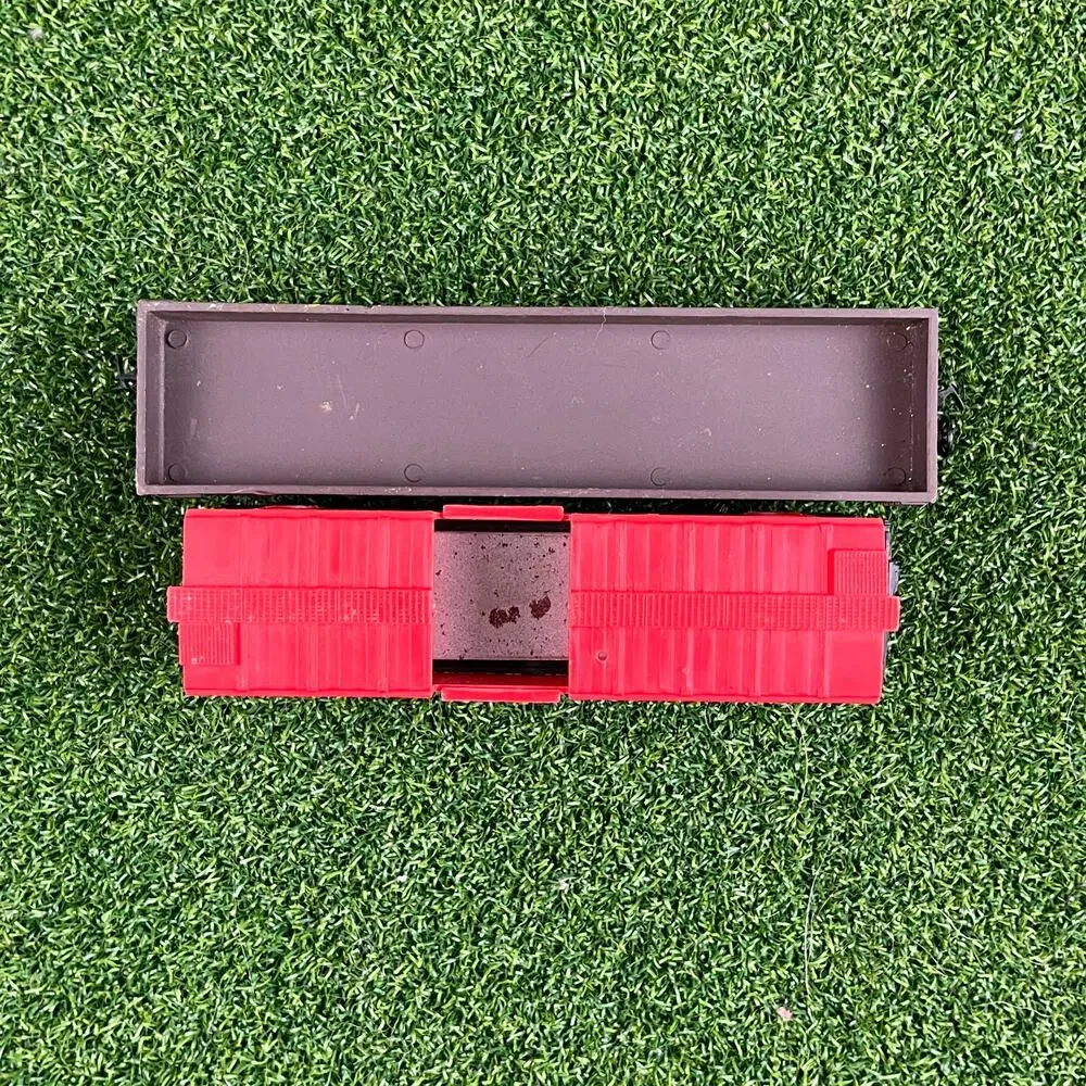 Scale Model Southern Pacific Boxcar Model Power 9125 Red Safety Caboose Lot